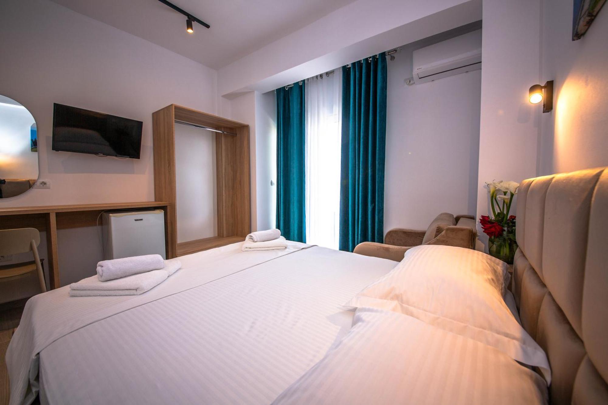 Hotel Perla Ksamil Ngoại thất bức ảnh