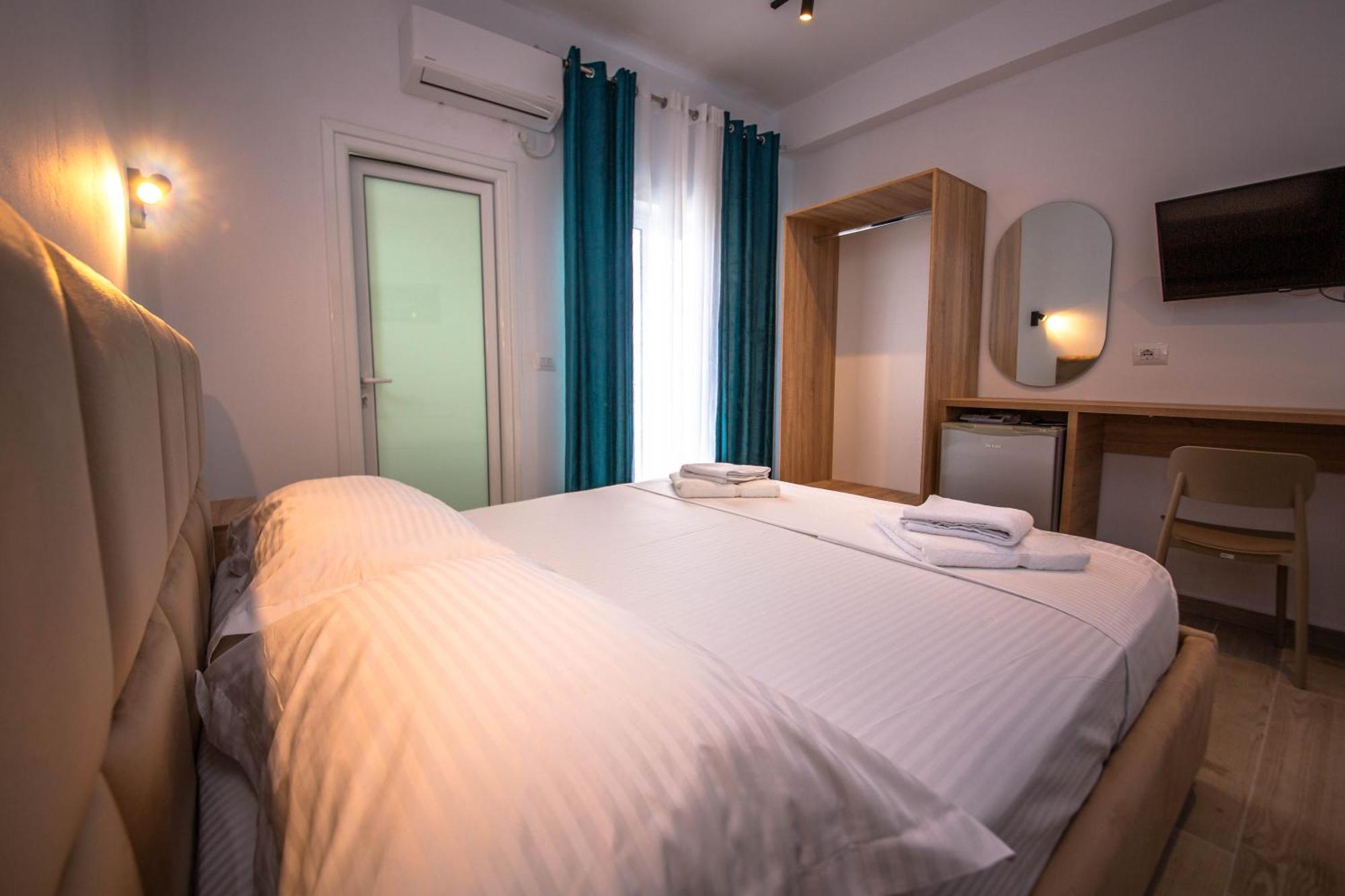 Hotel Perla Ksamil Ngoại thất bức ảnh