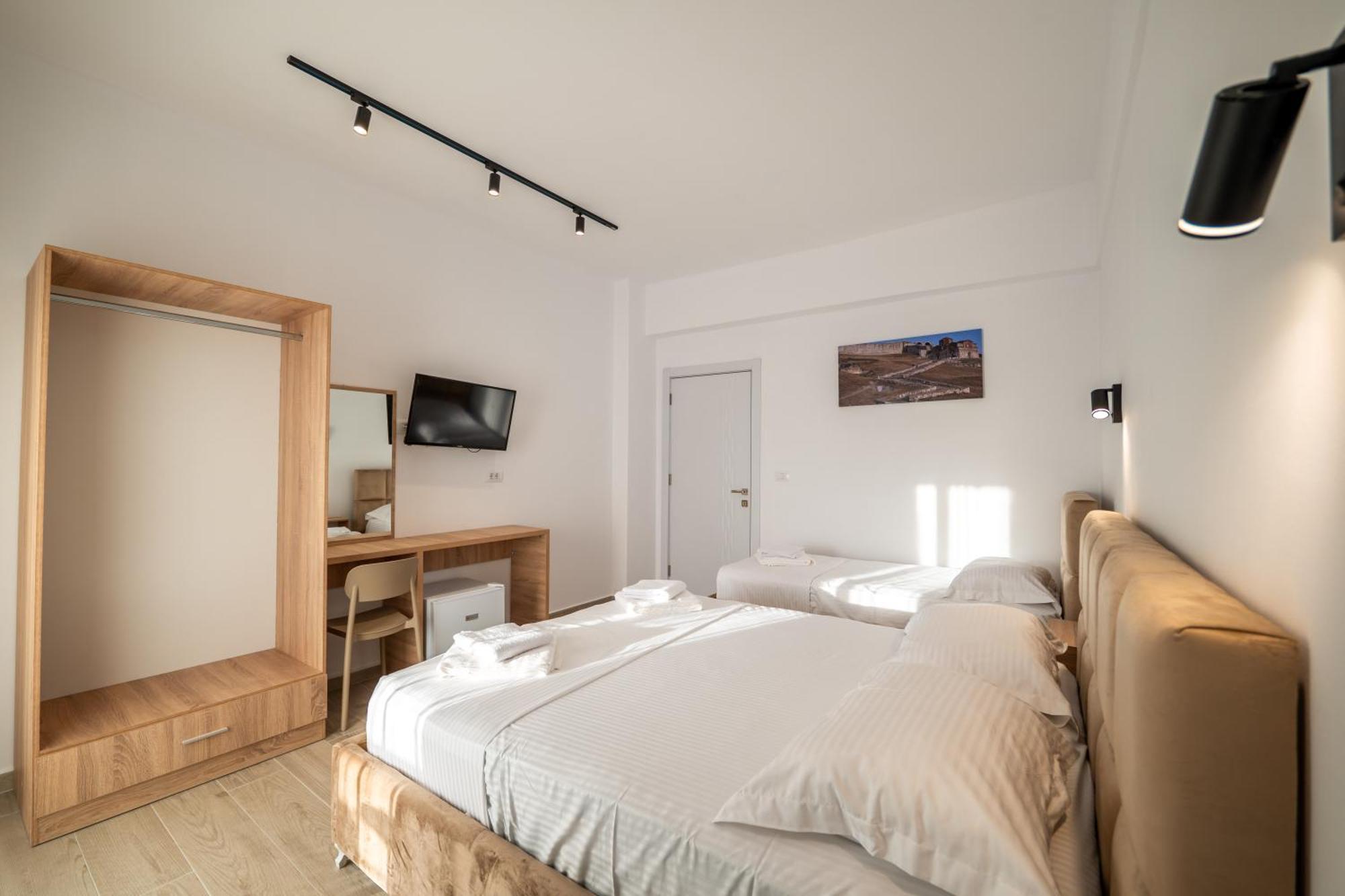 Hotel Perla Ksamil Ngoại thất bức ảnh