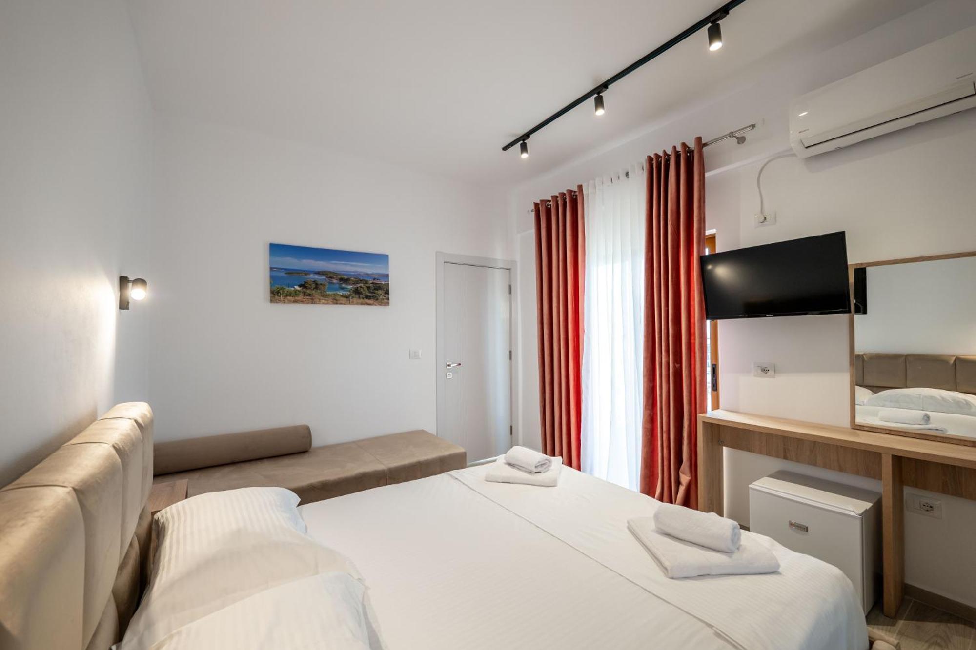 Hotel Perla Ksamil Ngoại thất bức ảnh