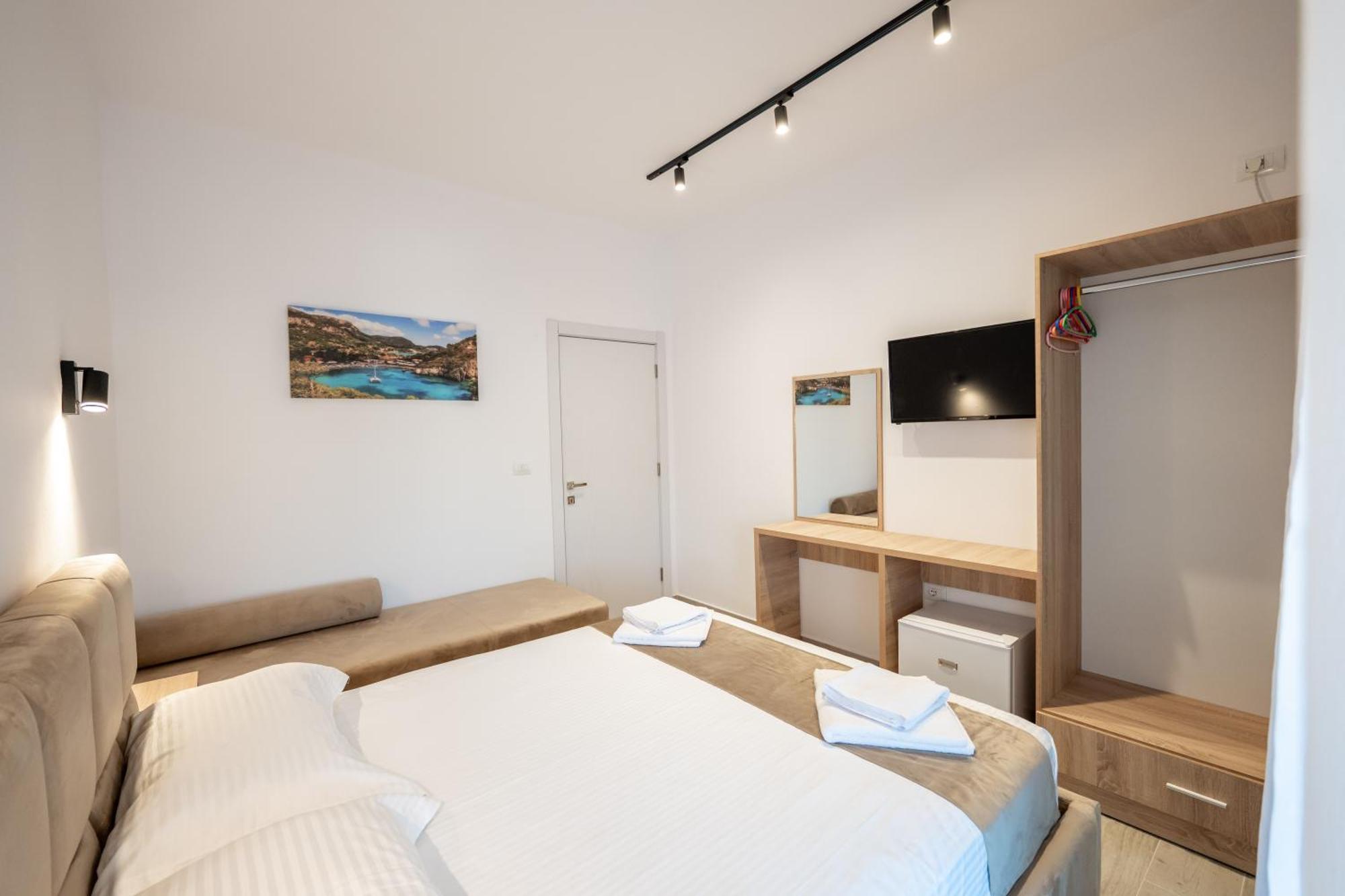 Hotel Perla Ksamil Ngoại thất bức ảnh